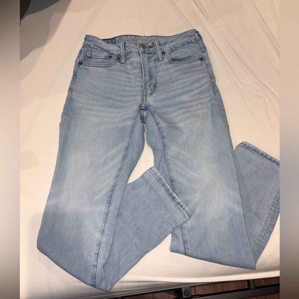 American Eagle Outfitters Light Blue slim Leg Jeans